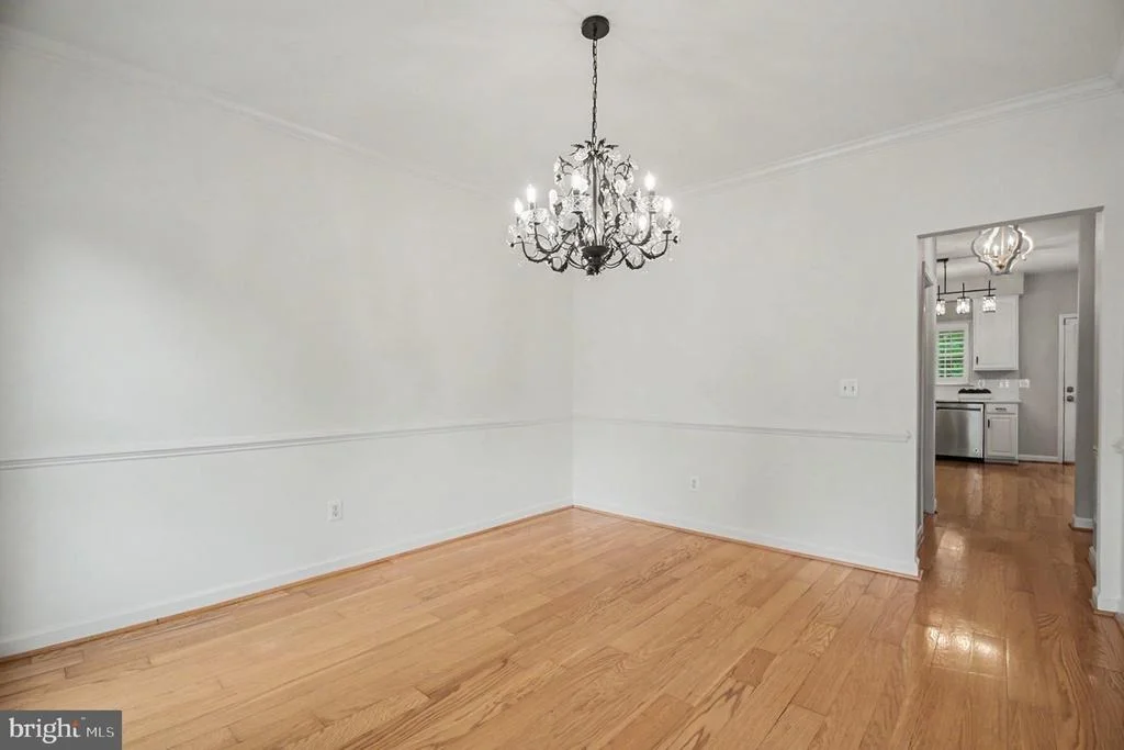 Photo of 7182 BREWSTER LANE