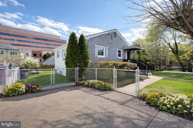 Photo of 5132 19TH ROAD N