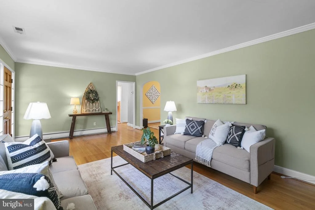 Photo of 2206 PLEASANT DRIVE