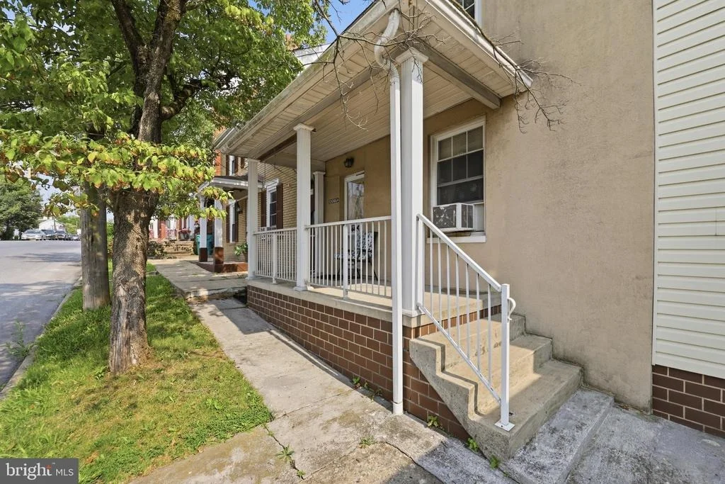 Photo of 12065 MAIN STREET