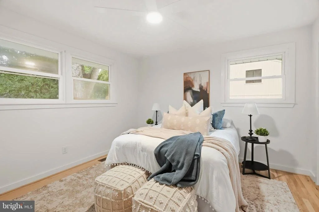 Photo of 109 SUNSET DRIVE