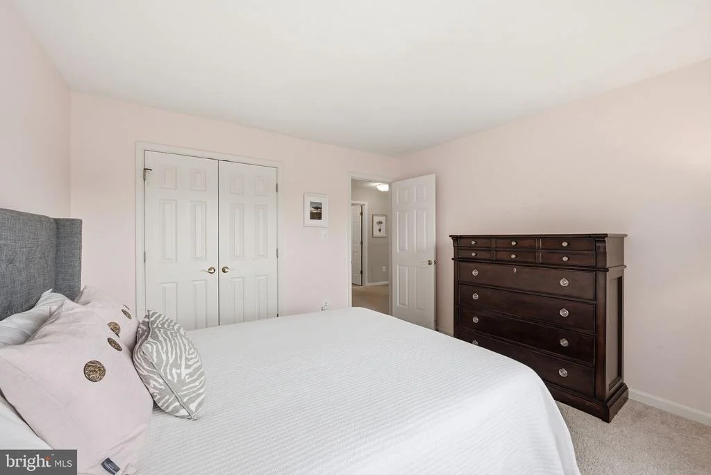 Photo of 44028 TAVERN DRIVE