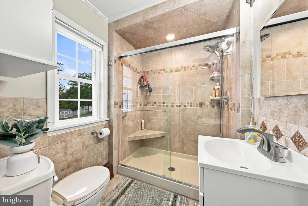 Photo of 552 BELLEVUE AVENUE