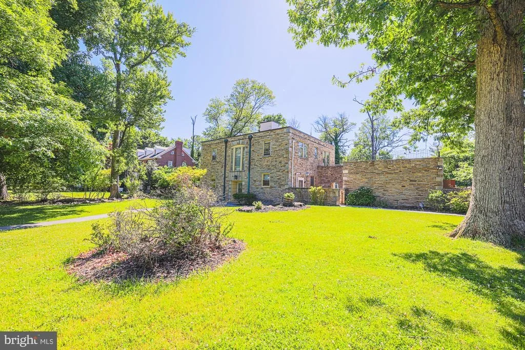 Photo of 3305 BANCROFT ROAD