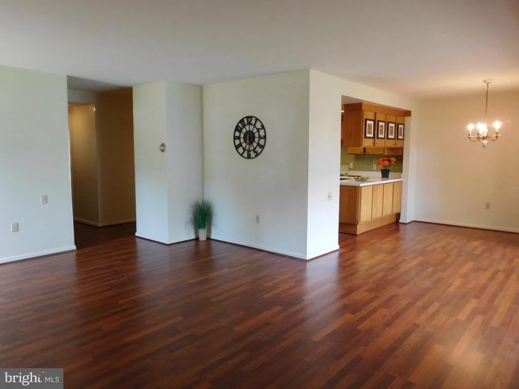 Photo of Unit 21D at 3627 GLEN EAGLES DRIVE