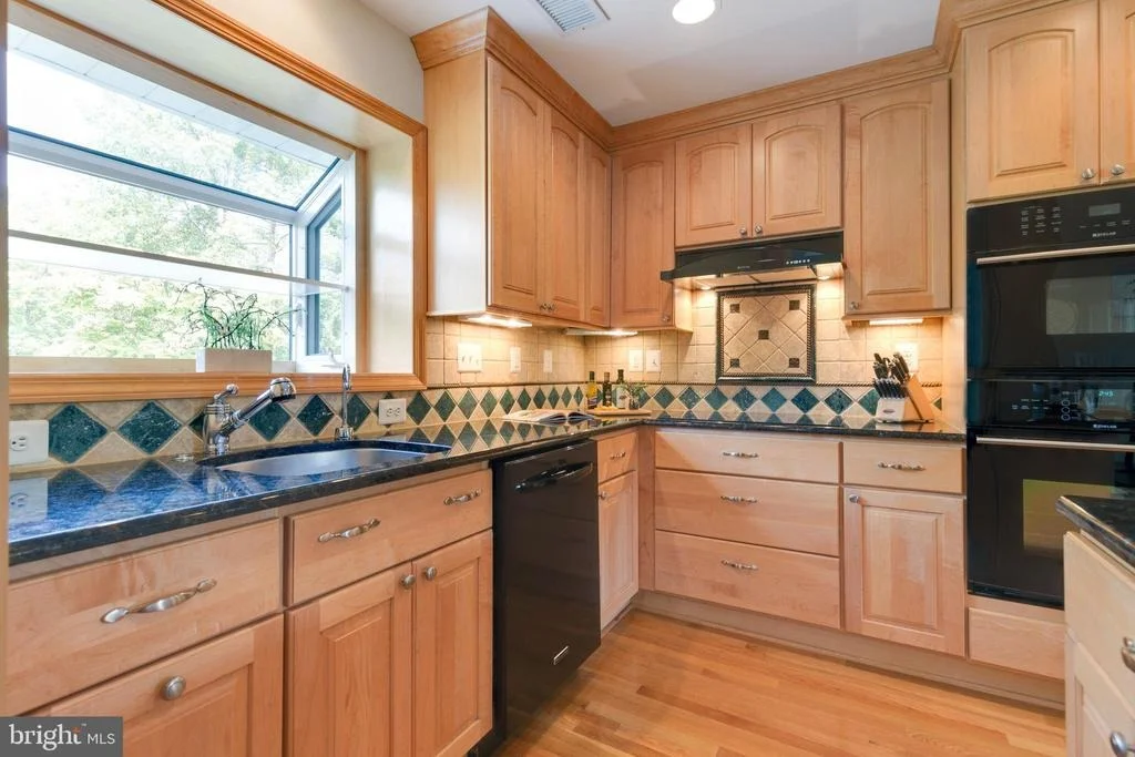 Photo of 10125 GLENMERE ROAD