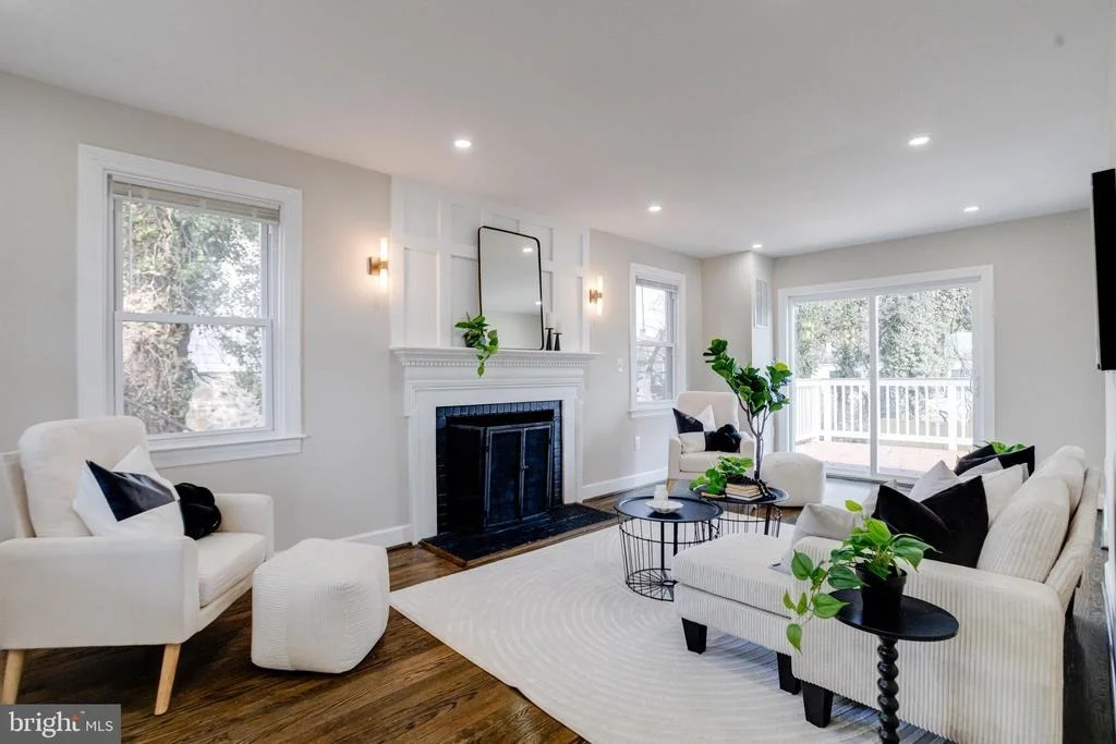 Photo of 605 WALNUT AVENUE