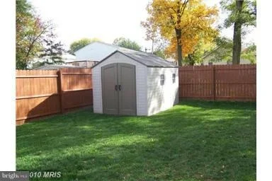 Photo of 327 ZEPPELIN AVENUE