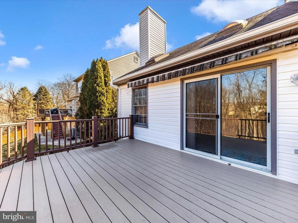 Photo of 446 BENNETT CERF DRIVE