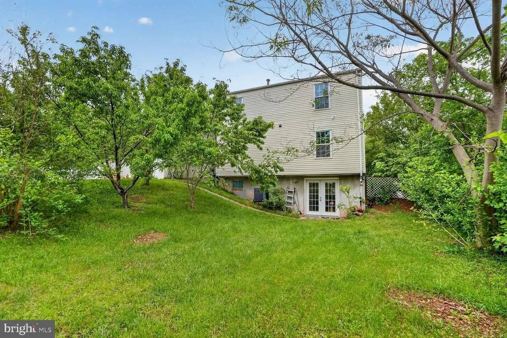 Photo of 5815 RIVERSIDE DRIVE