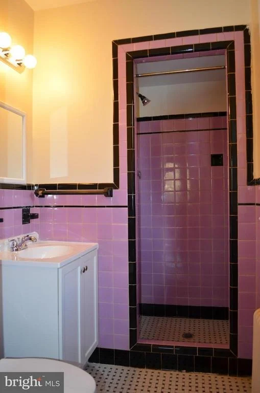 Photo of 5712 3RD PLACE NW