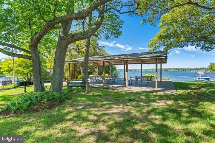 Photo of 214 BAYBOURNE DRIVE
