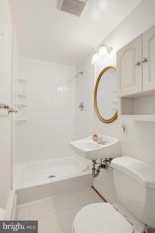 Photo of 504 WATERFORD ROAD