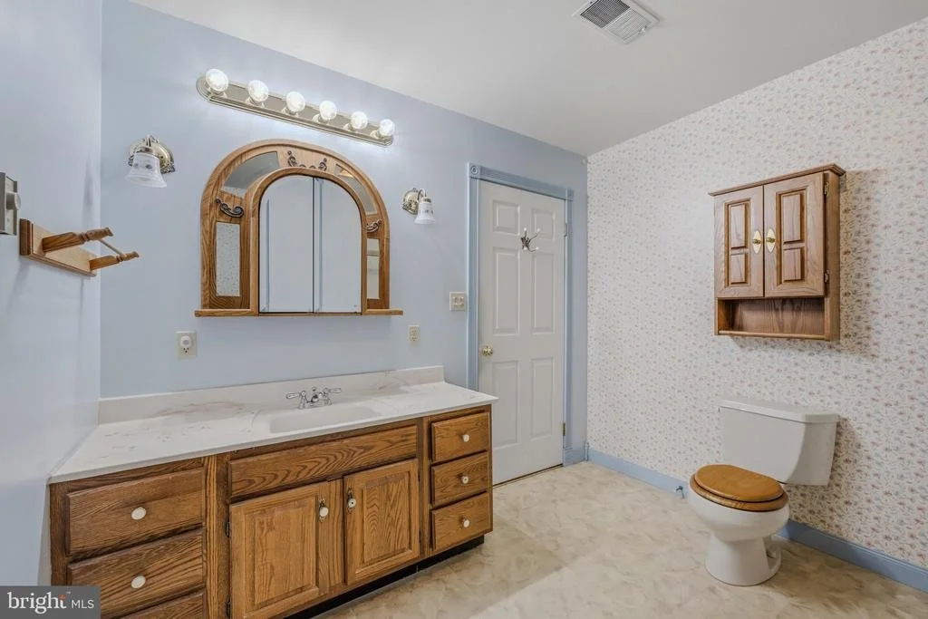 Photo of 11728 WHITE HALL ROAD