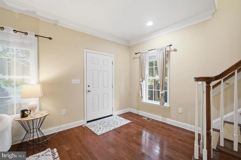 Photo of 10802 SECOND STREET