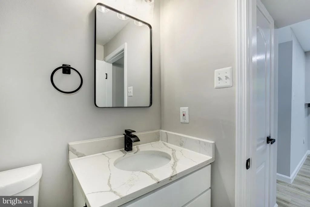 Photo of 1377 ROLLINGHOUSE DRIVE