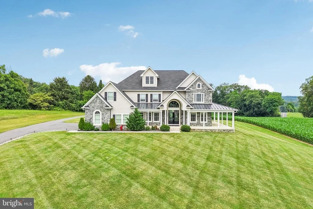 Photo of 1250 HEAPS ROAD