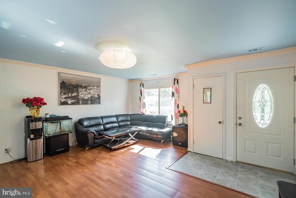Photo of 14924 HYDRUS ROAD