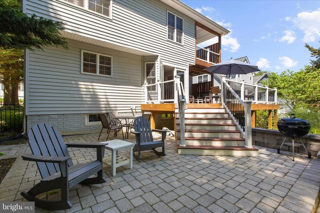 Photo of 102 BREWER AVENUE
