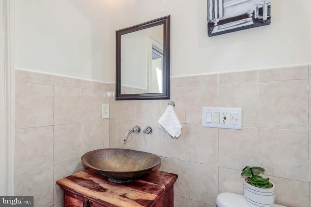 Photo of 1515 INDEPENDENCE AVENUE SE