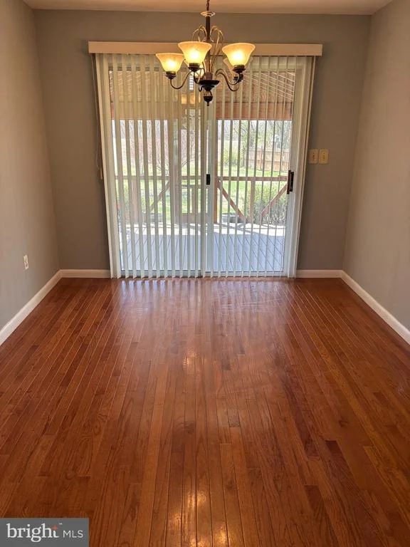 Photo of 3900 HARRISON CIRCLE