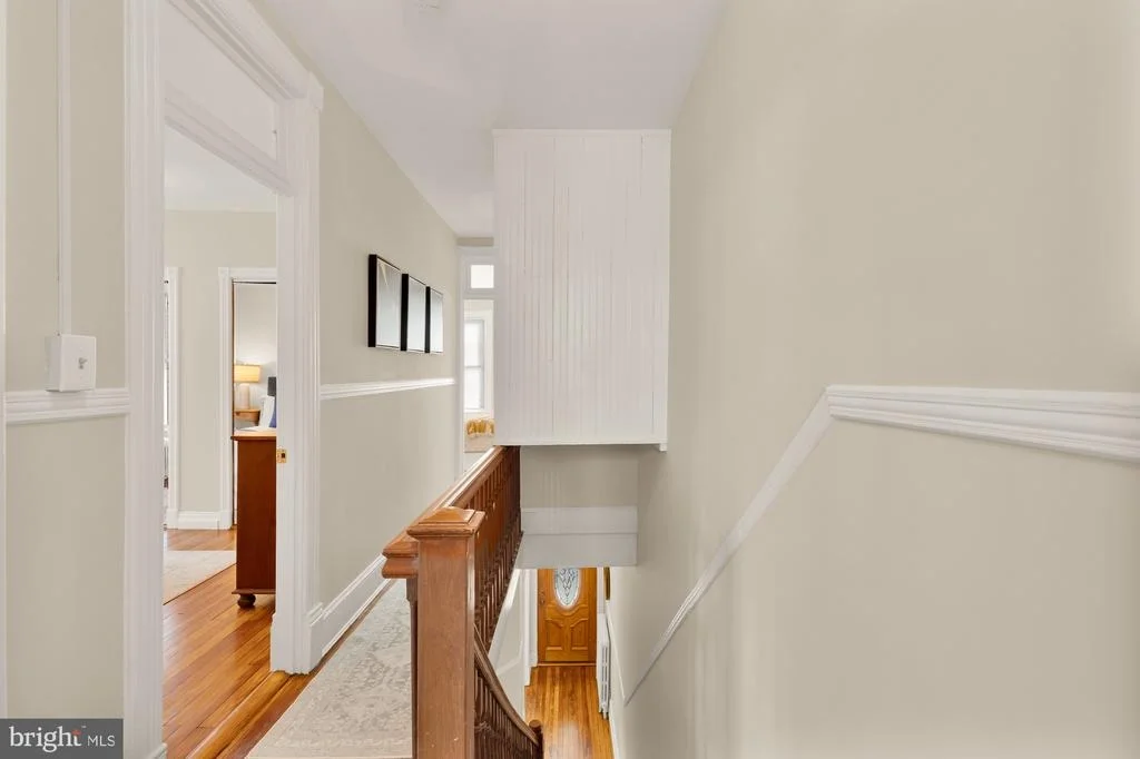 Photo of 723 GRESHAM PLACE NW