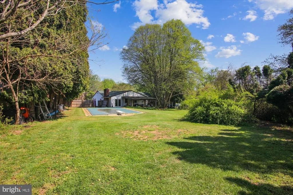 Photo of 15104 TIMBERLAKE DRIVE