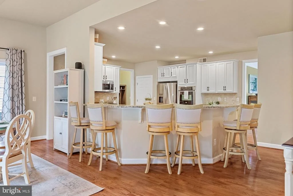 Photo of 6518 DEBHILL LANE