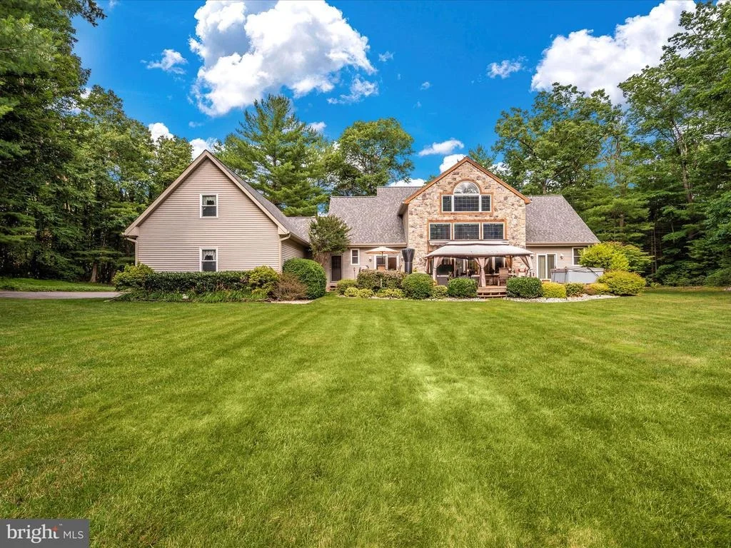 Photo of 7907 BLACK ROAD