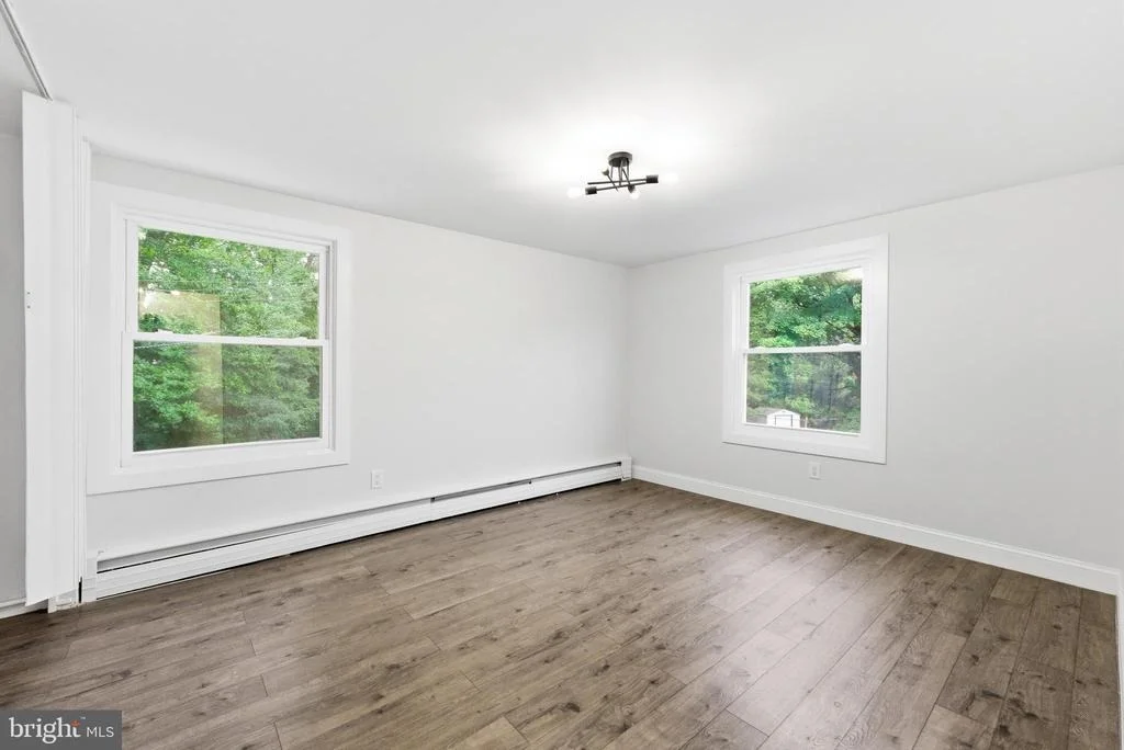 Photo of 27 PARKSIDE CIRCLE