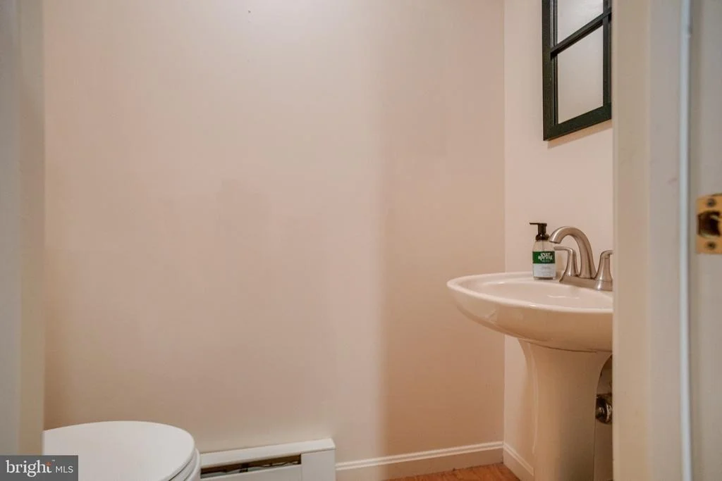 Photo of 1716 EDWIN DRIVE