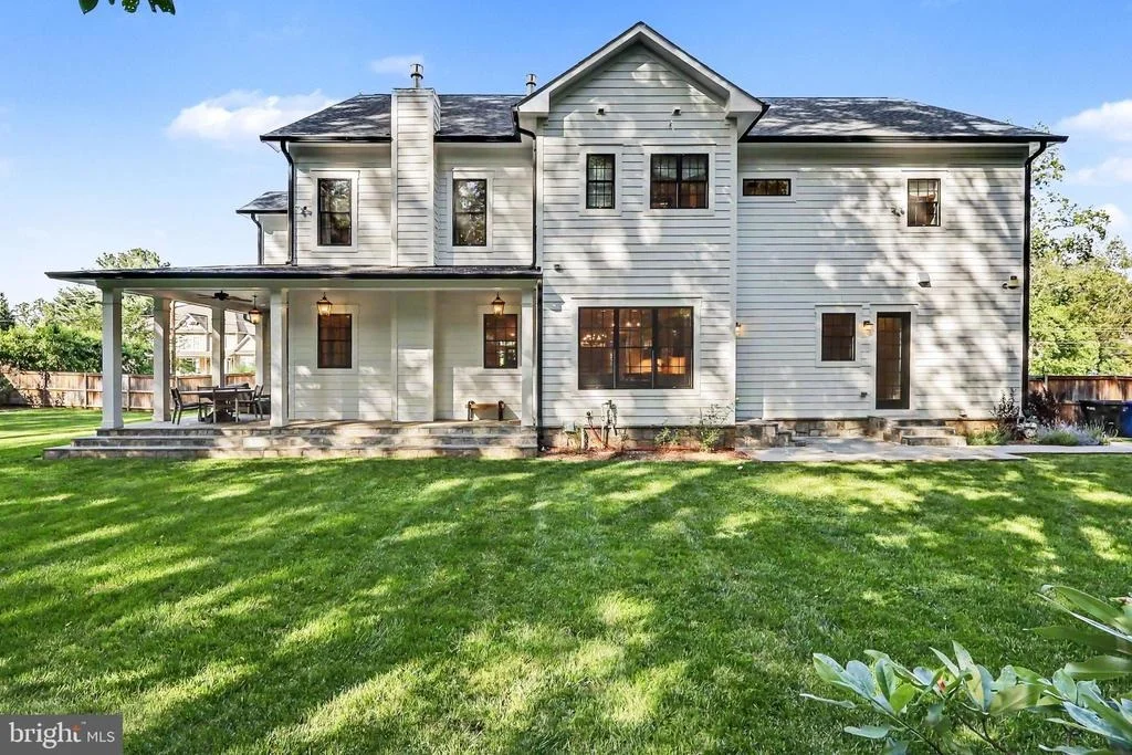 Photo of 2516 RAMBLING ROAD