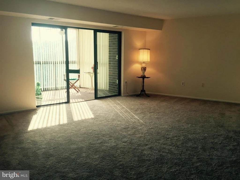 Photo of Unit 41003 at 15100 INTERLACHEN DRIVE