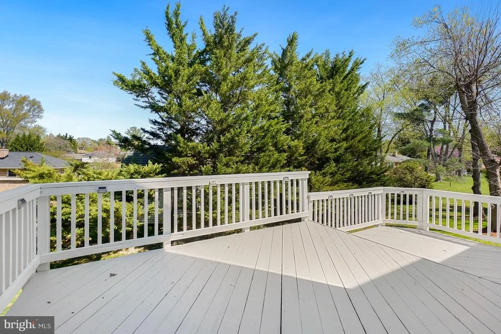 Photo of 17413 CHEROKEE LANE