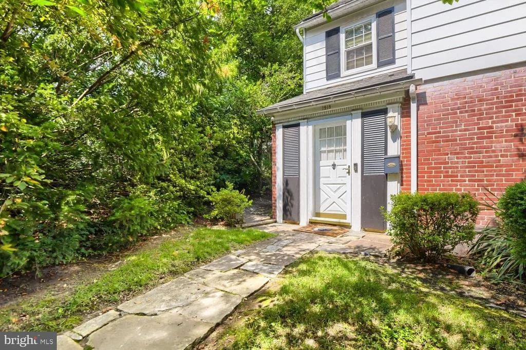 Photo of 1218 SOUTHVIEW ROAD