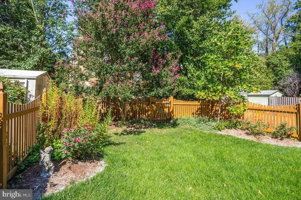Photo of 213 GEORGETOWN