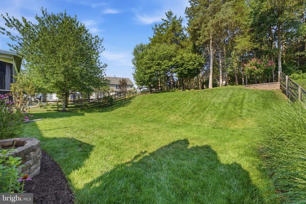 Photo of 9242 RAINBOW FALLS DRIVE