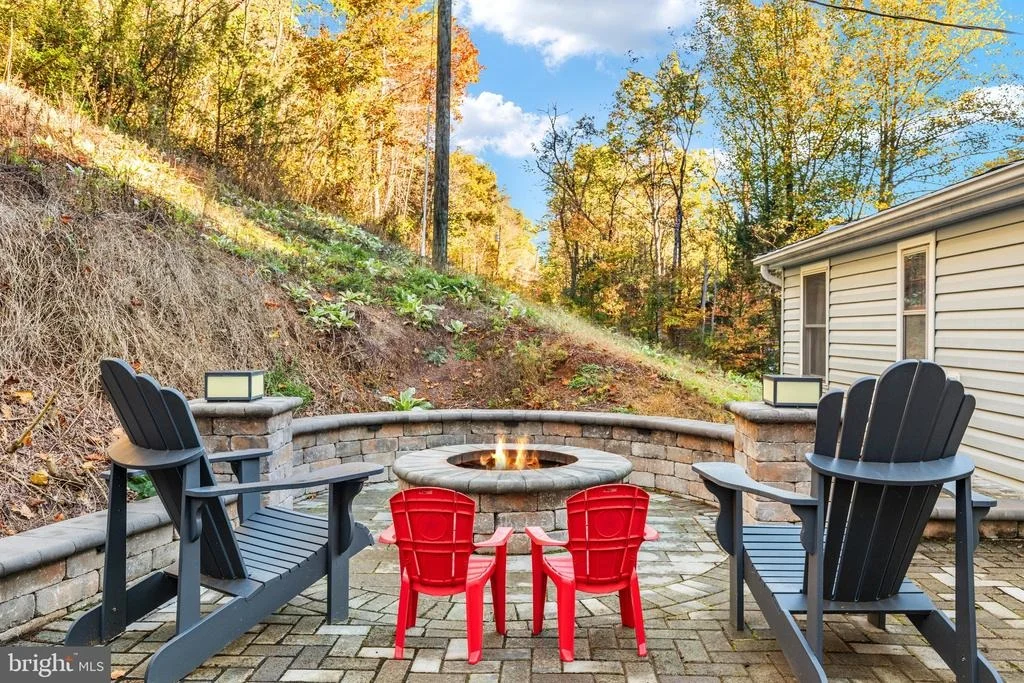 Photo of 322 HOLLOW ROAD