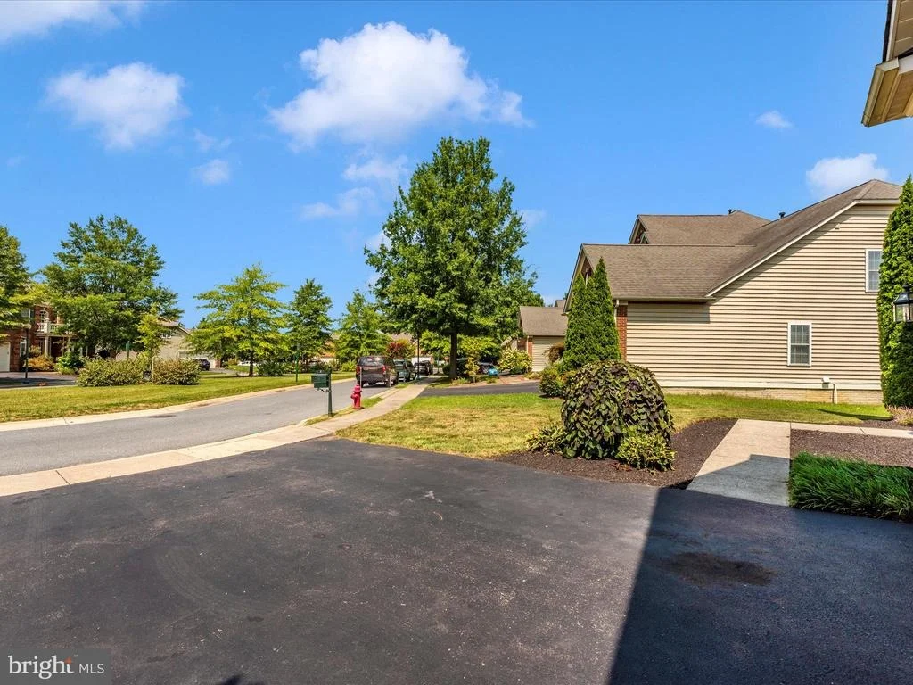 Photo of 6 FARMSTEAD PLACE