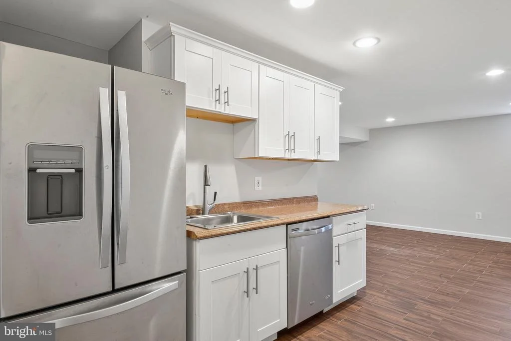 Photo of 9202 MOON RIVER COURT