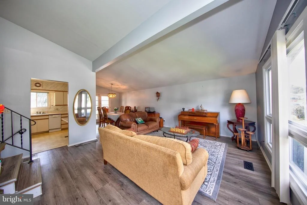 Photo of 3308 GREENMEAD ROAD