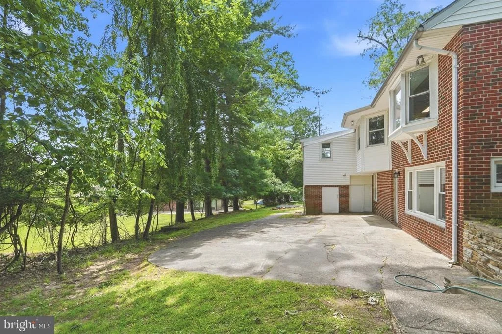 Photo of 2703 STEELE ROAD