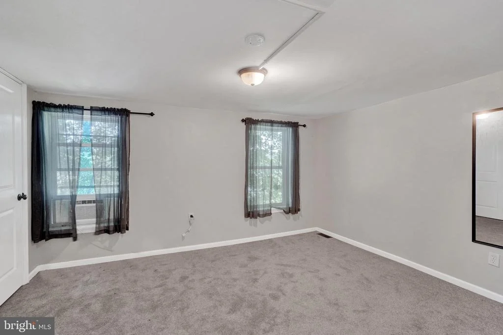 Photo of 1004 MAIN STREET