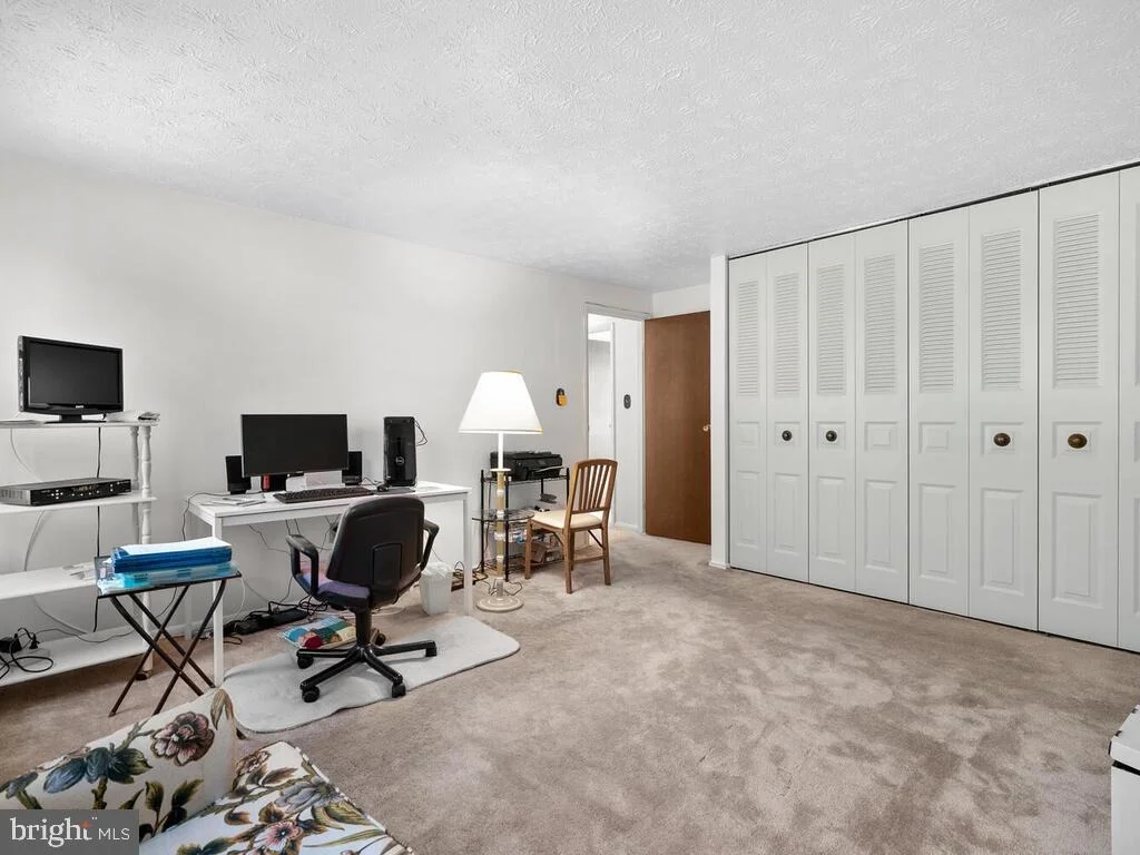 Photo of 4320 LEEDS HALL DRIVE