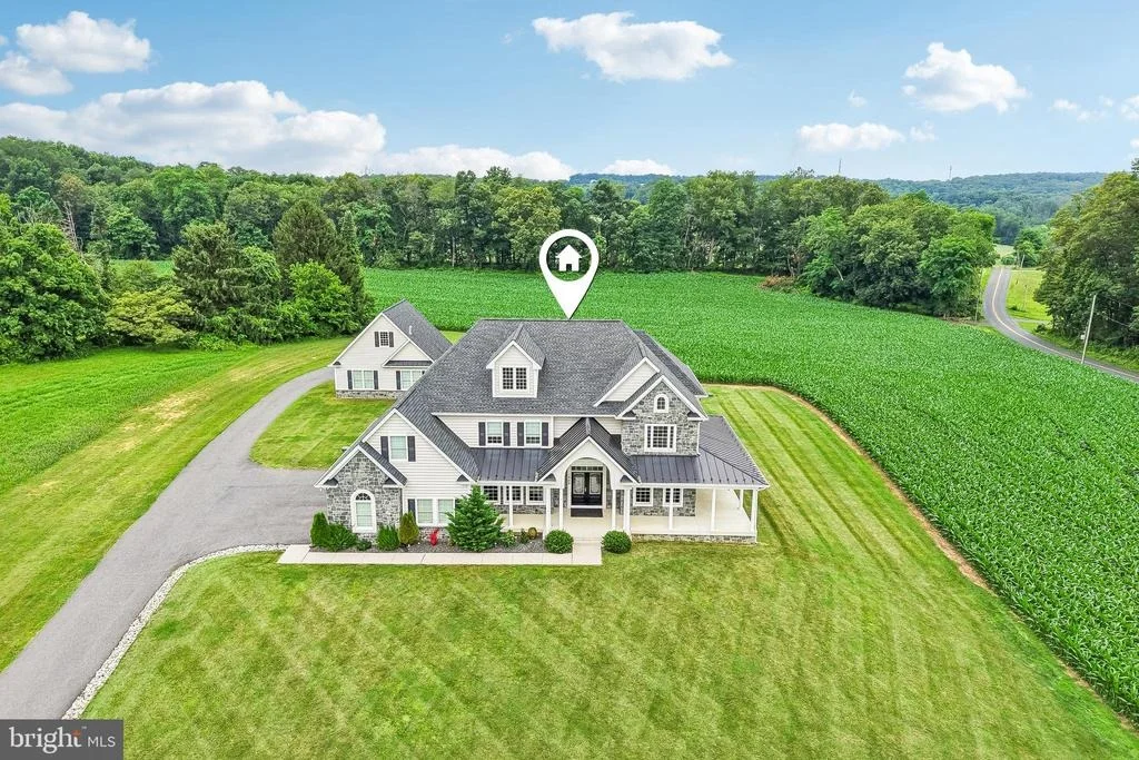 Photo of 1250 HEAPS ROAD