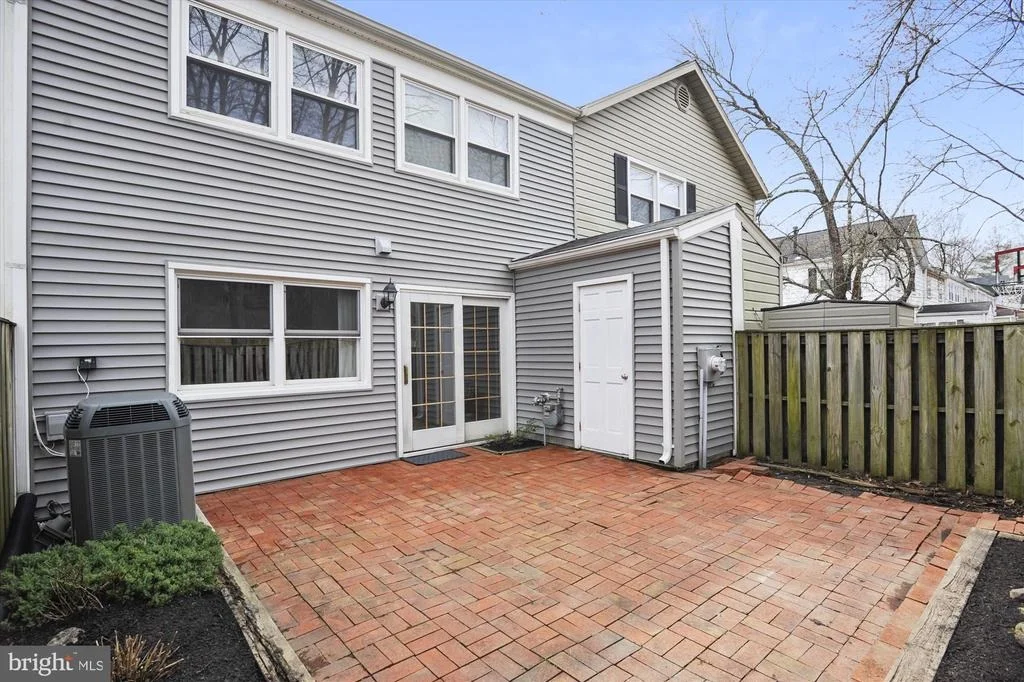 Photo of 12141 DOVE CIRCLE