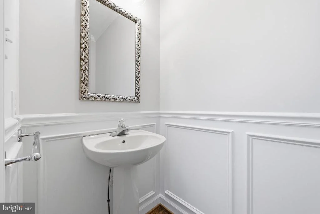 Photo of 6303 IVERSON TERRACE N