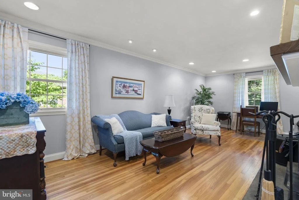 Photo of 4120 SIR WALTER ROAD