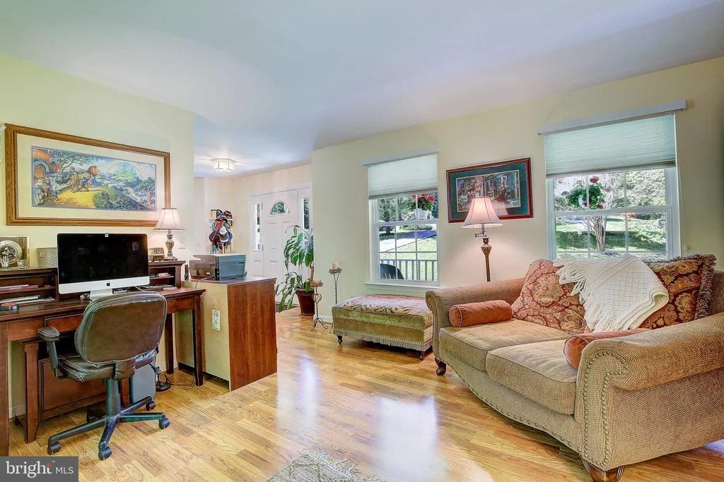 Photo of 10945 TWO SISTERS LANE