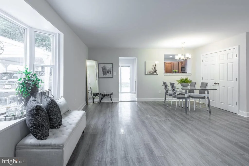 Photo of 1020 THOMAS ROAD